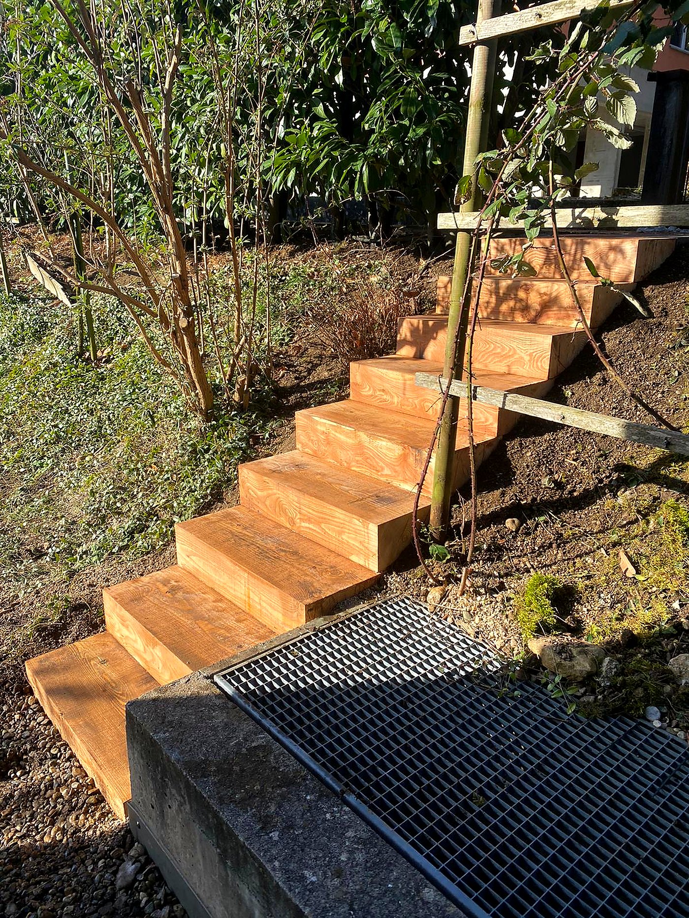 Escaliers en bois massif
